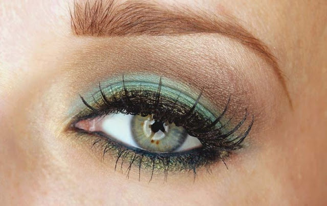 Read more about the article DAY&NIGHT Baby Blue and Green EYES MAKE UP DESIGN