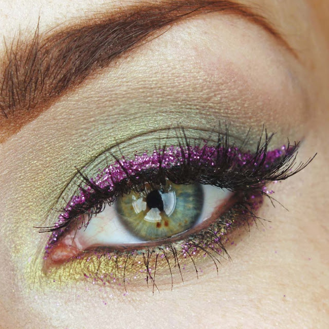 Read more about the article SEASONALS LOOKS Fall Elegance EYES MAKE UP DESIGN